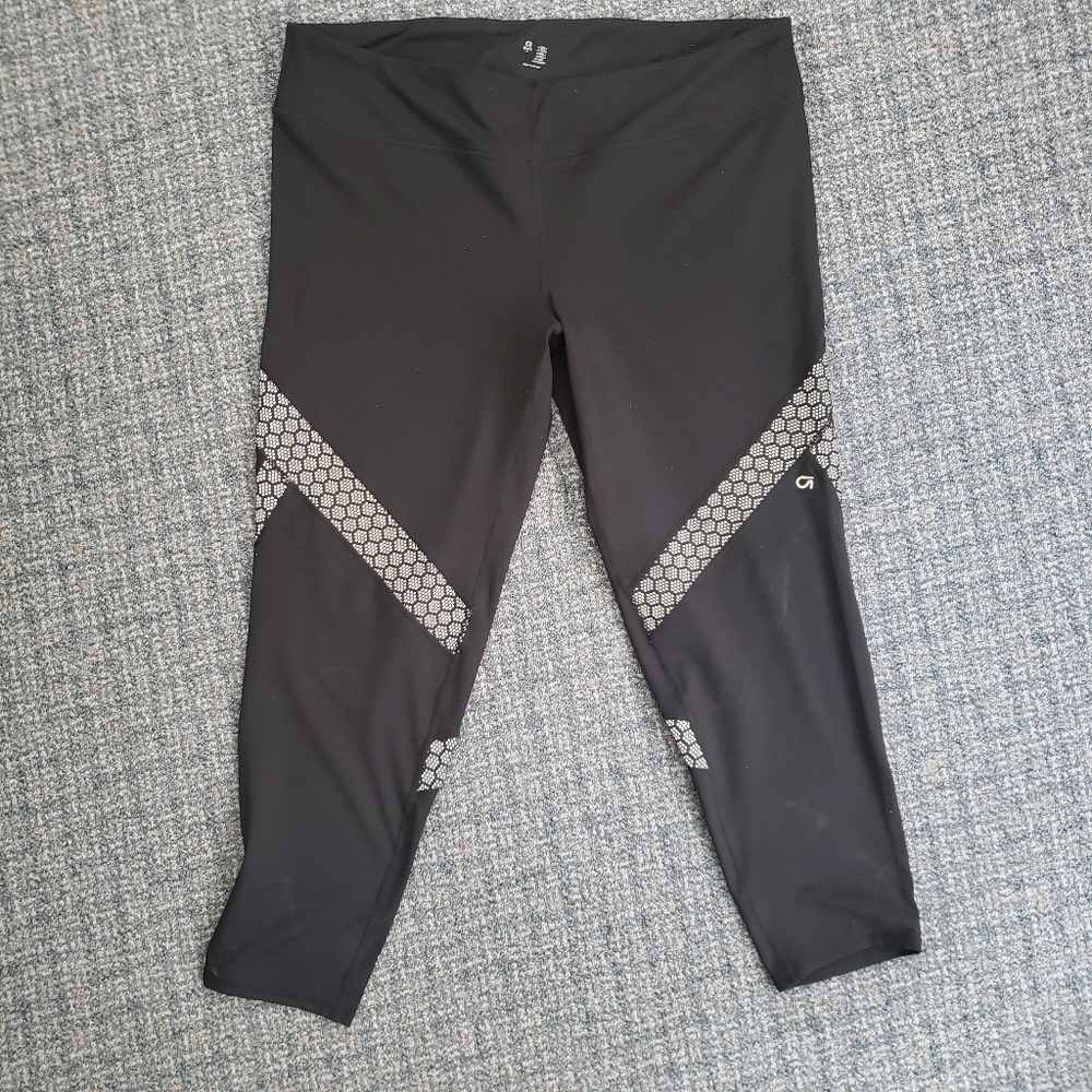 Gap compression leggings
